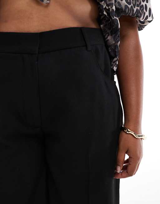 ASOS DESIGN Curve Relaxed Straight Leg Trousers With 5 Pocket Detail In Black
