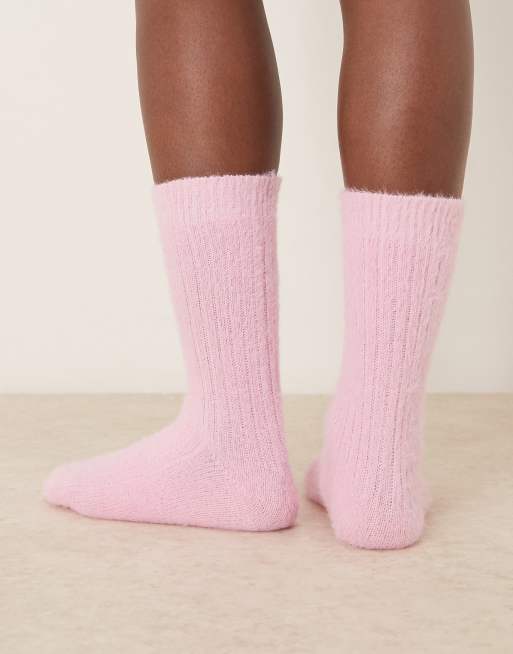 ASOS DESIGN Fluffy Eyelash Socks In Pink