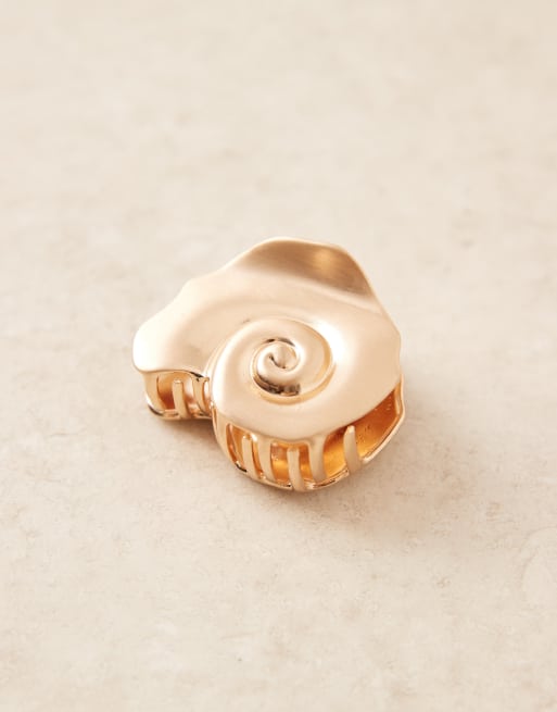ASOS DESIGN Hair Claw With Matte Shell Design In Gold