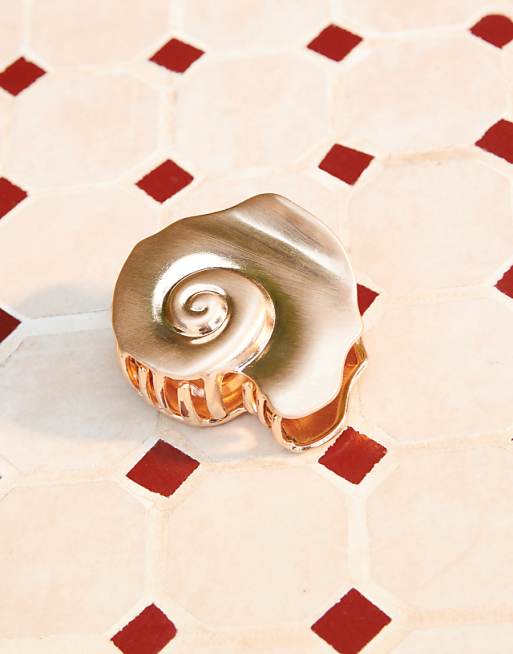 ASOS DESIGN hair claw with matte shell design in gold