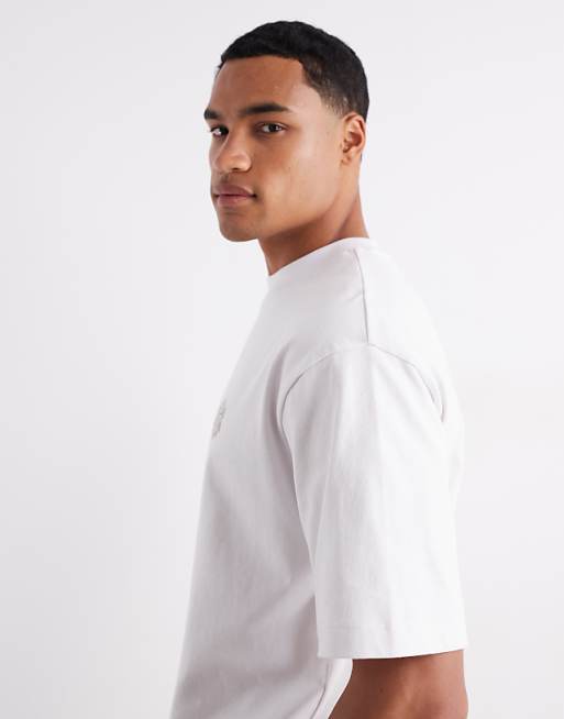 ASOS DESIGN Heavyweight 240gsm T-shirt With Chest Print In White