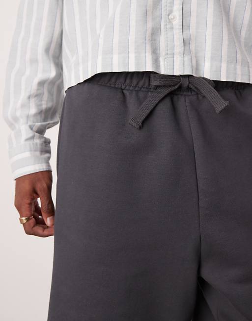 ASOS DESIGN Heavyweight Oversized Shorts 400gsm In Charcoal - CHARCOAL