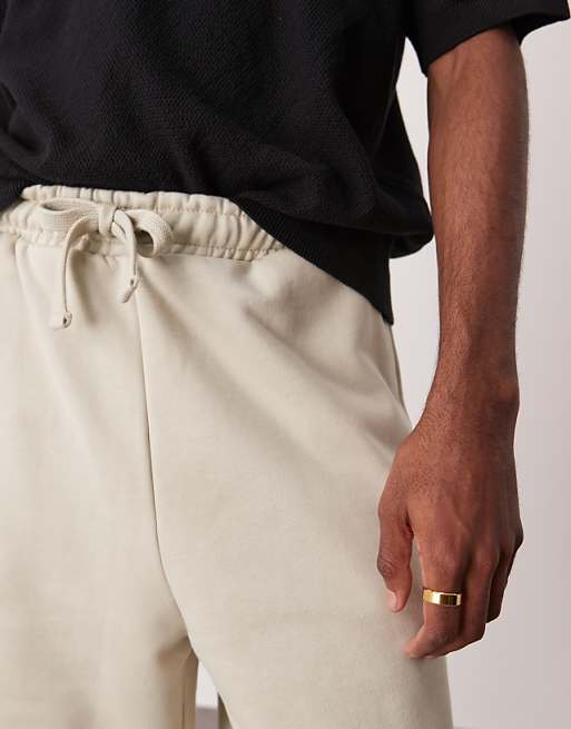 ASOS DESIGN Heavyweight Oversized Shorts 400gsm In Light Beige - BEIGE