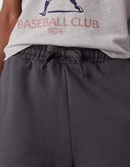 ASOS DESIGN Heavyweight Oversized Shorts 400gsm In Charcoal - CHARCOAL