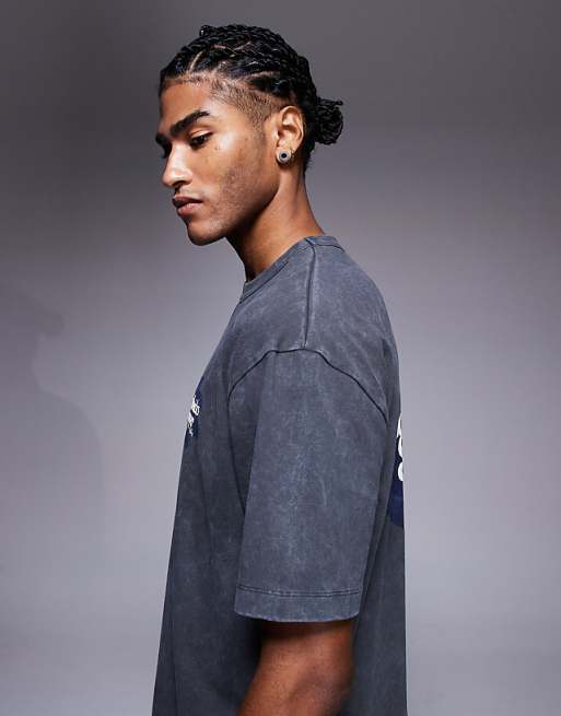 ASOS DESIGN Heavyweight Relaxed T-shirt In With Text Graphic In Washed Grey