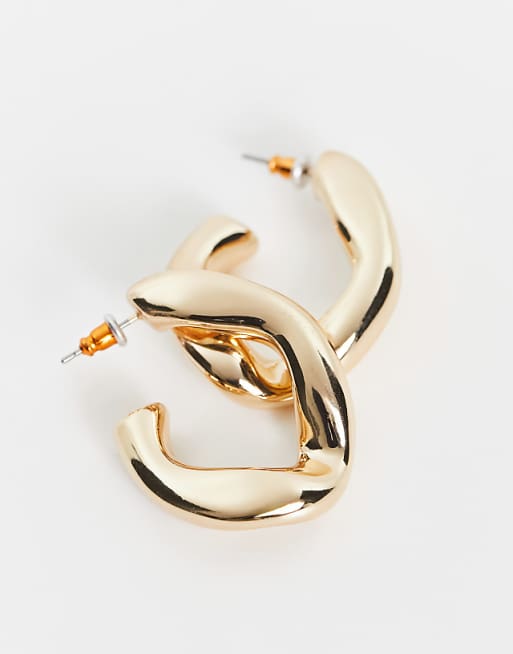 ASOS DESIGN Hoop Earring With Twist Link Design In Gold Tone