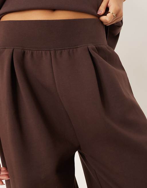 ASOS DESIGN Interlock Wide Leg Jogger With Pocket Detail In Chocolate