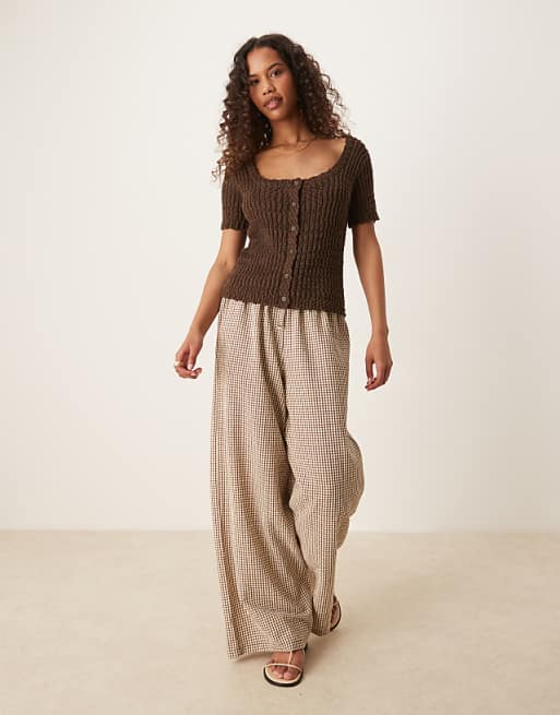 ASOS DESIGN Knitted Scoop Neck Button Through Cardigan In Textured Yarn In Chocolate