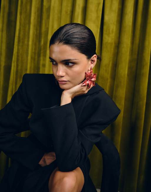 ASOS DESIGN Large Stud Earrings With Flower Design In Red And Gold Tone