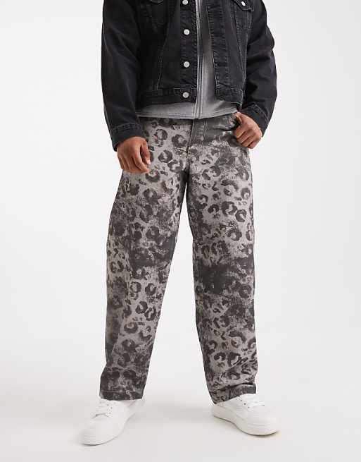 ASOS DESIGN loose straight trousers in leopard print