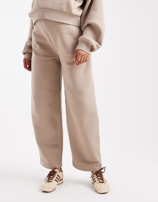 ASOS DESIGN Maternity Barrel Leg Jogger In Mocha Taupe