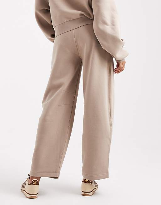 ASOS DESIGN Maternity Barrel Leg Jogger In Mocha Taupe