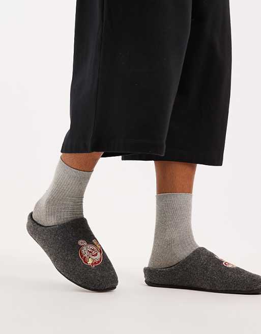 ASOS DESIGN Mule Slipper In Grey Felt With Golf Graphic