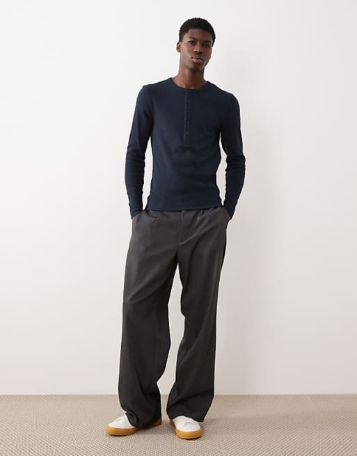 ASOS DESIGN Muscle Fit Long Sleeve T-shirt With Henley Neck In Navy Rib