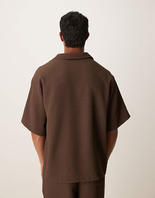 ASOS DESIGN Oversized Revere Plisse Polo In Brown