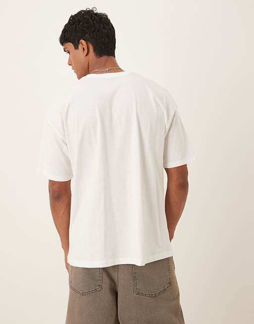 ASOS DESIGN Oversized T-shirt With Chest Graphic In White