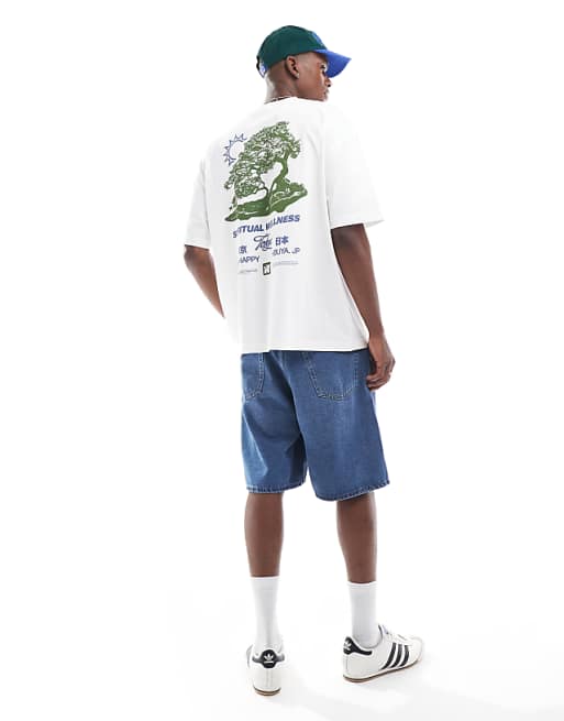ASOS DESIGN Oversized T-shirt With Souvenir Graphic In White
