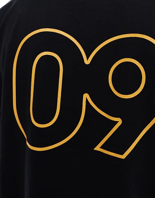 ASOS DESIGN Oversized T-shirt With Sports Graphic In Black