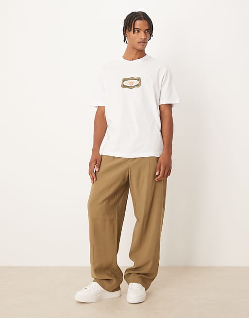 ASOS DESIGN Relaxed T-shirt With Front Chest Label In White