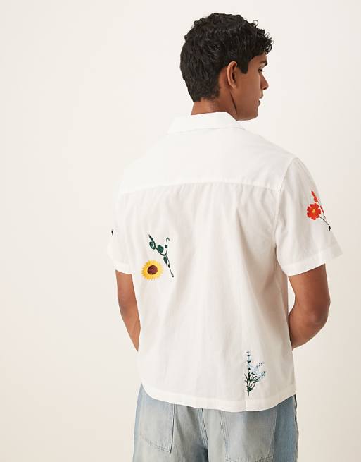 ASOS DESIGN Revere Shirt With Placement Print In Cream