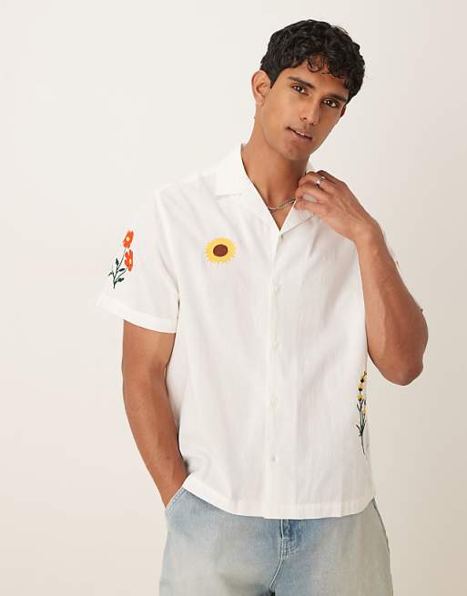 ASOS DESIGN revere shirt with placement print in cream