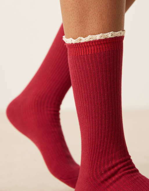 ASOS DESIGN Ribbed Contrast Crochet Frill Socks In Burgundy