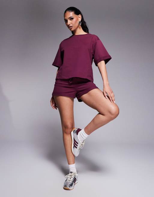 ASOS DESIGN Short Sleeve Sweatshirt Tee And Short Co Ord In Burgundy