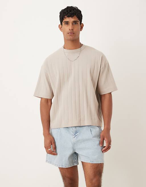 ASOS DESIGN shorter length pleated denim short in light wash blue