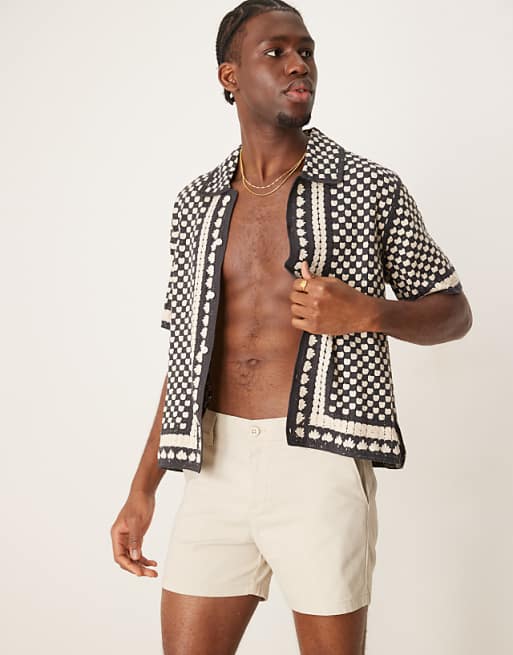 ASOS DESIGN shorter length skinny chino shorts in stone