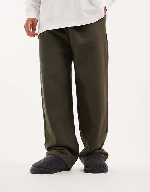 ASOS DESIGN Slippers In Grey Borg