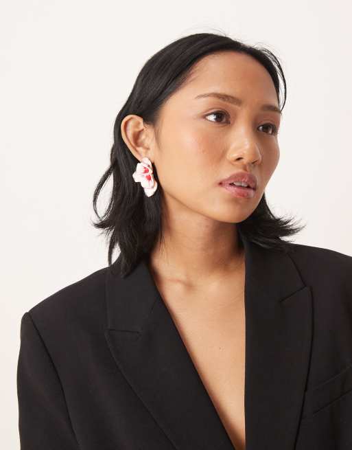 ASOS DESIGN Stud Earrings With Petal Detail In Pink