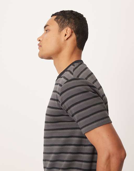 ASOS DESIGN T-shirt In Black And Grey Stripe