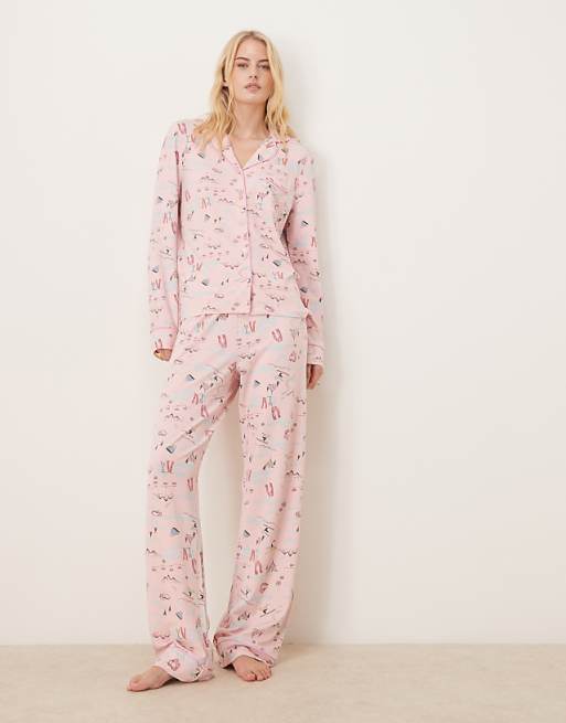 ASOS DESIGN Tall super soft long sleeve shirt & trouser pyjama set with contrast piping in ski print