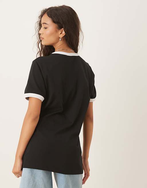 ASOS DESIGN Unisex Gola Regular Fit T-shirt With Stripe Detail In Black