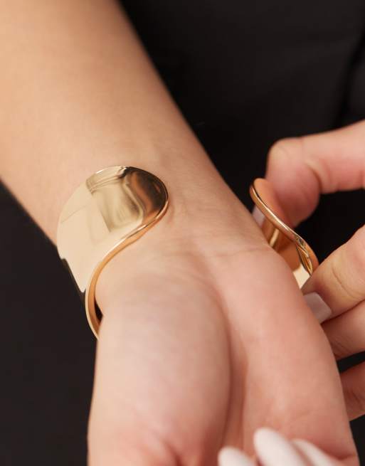 ASOS DESIGN Wide Cuff Bracelet In Gold Tone