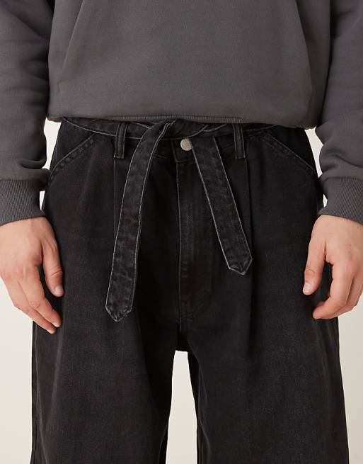 ASOS DESIGN Wide Leg Jeans In Black With Pleats And Belt