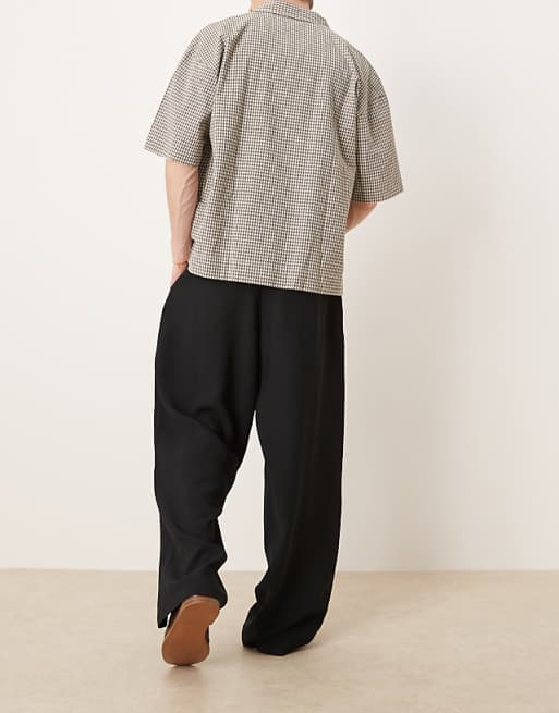 ASOS DESIGN Wide Leg Smart Trousers With Front Pleat In Black
