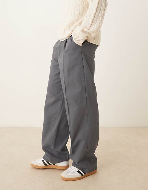 ASOS DESIGN wide leg trousers with pleat detailing in grey