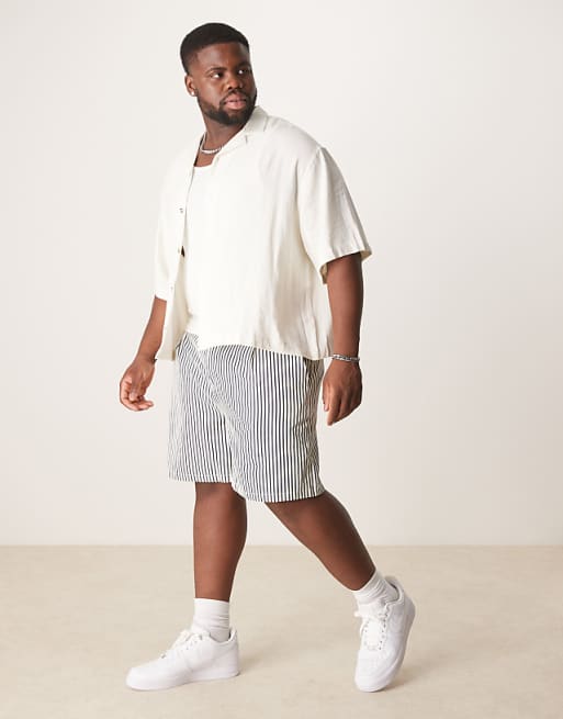 ASOS DESIGN Wide Shorter Length Short In Ecru And Navy Stripe