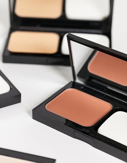 Bobbi Brown Skin Weightless Powder Foundation