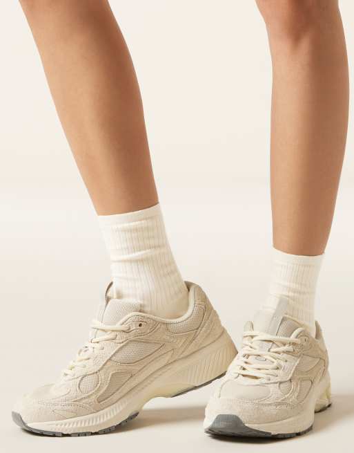 Calzedonia Ribbed Short Socks In Milk