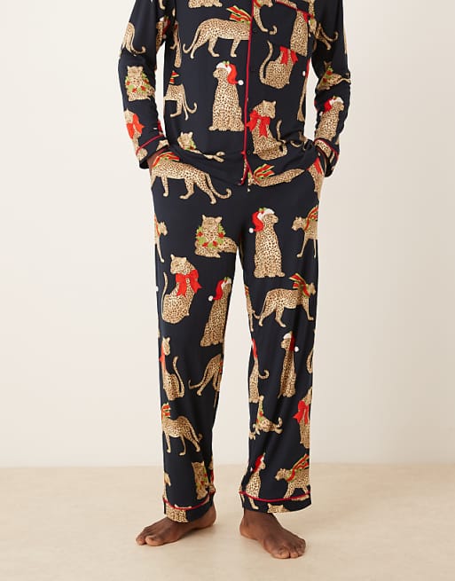 Chelsea Peers His & Hers Poly Long Sleeve Revere Pyjama Set In Christmas Leopard Print