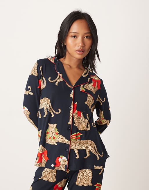 Chelsea Peers Petite Poly Long Sleeve Revere Pyjama Set In Christmas Leopard Print