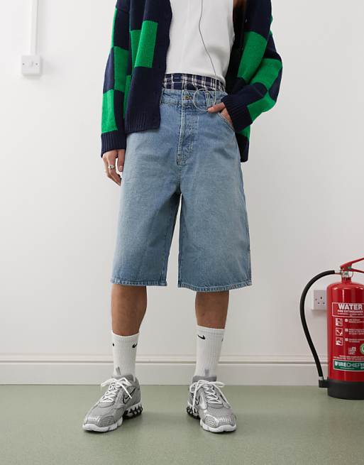 COLLUSION denim skater jorts in midwash blue