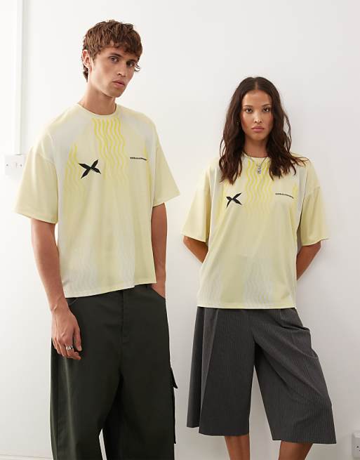 COLLUSION Unisex football top in buttermilk yellow