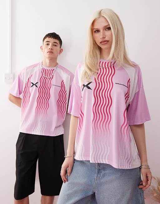 COLLUSION Unisex Football Top In Pink - LPINK