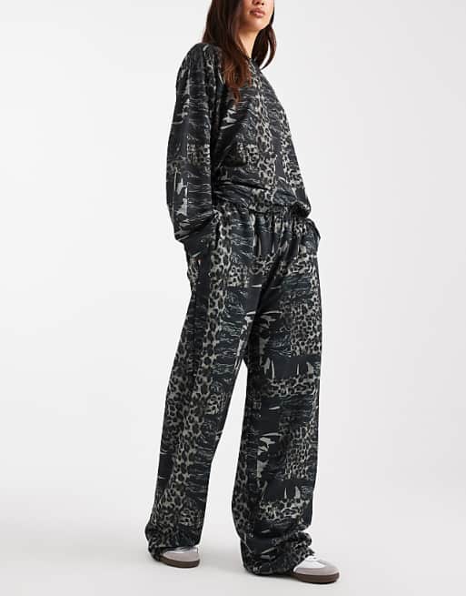 COLLUSION wide leg jogger in washed tiger camo print