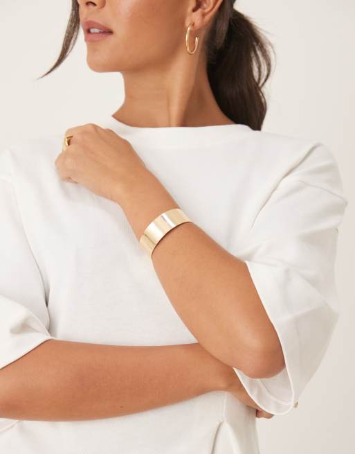 DesignB London Open Bangle Bracelet In Gold