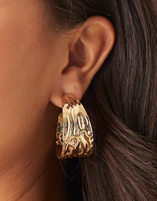 DesignB London oversized molten hammered hoop earrings in gold