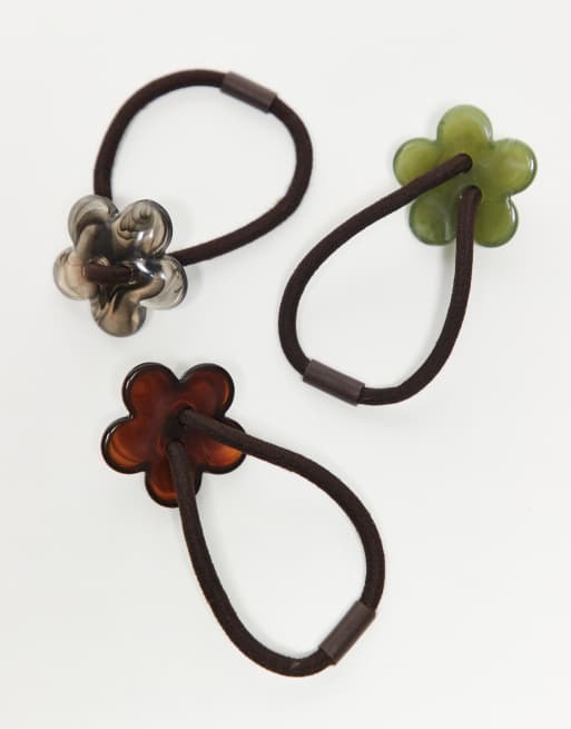 DesignB London Pack Of 3 Resin Flower Hair Ties In Neutral